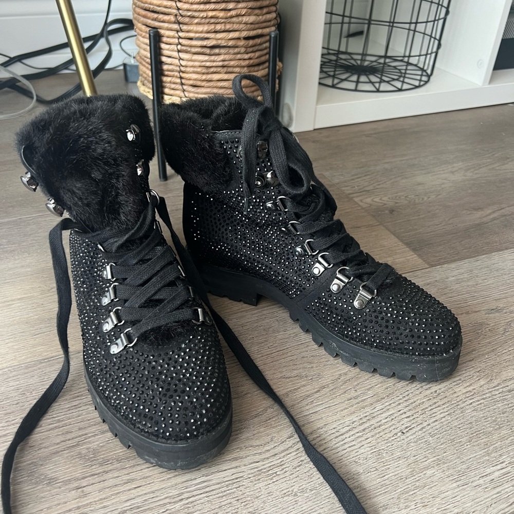EXPRESS boots size 7